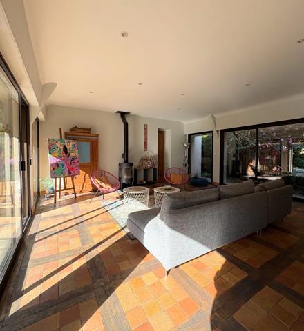 PROPRIÉTÉ AVEC PISCINE - 210 m² - PLOEMEL