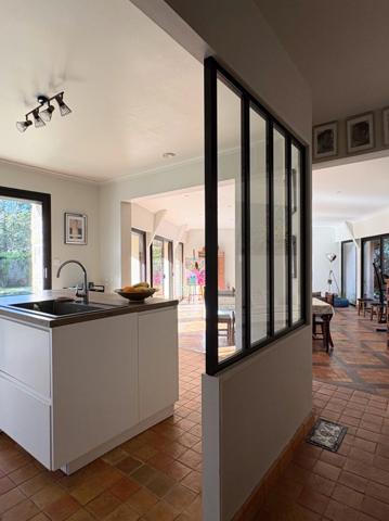 PROPRIÉTÉ AVEC PISCINE - 210 m² - PLOEMEL