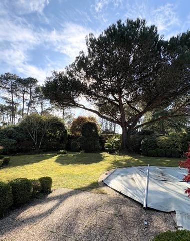 PROPRIÉTÉ AVEC PISCINE - 210 m² - PLOEMEL