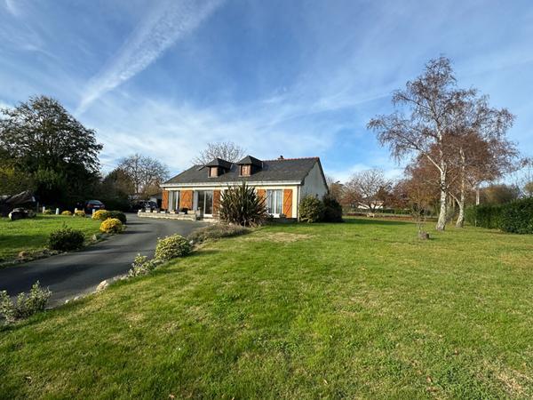 Maison Saint Sylvain d'Anjou 5 pièces 114 m²