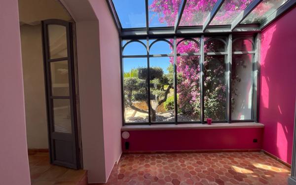 Maison à vendre    6 pièces • 195 m2 Six-Fours-les-Plages