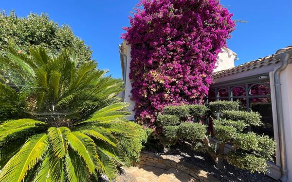 Maison à vendre    6 pièces • 195 m2 Six-Fours-les-Plages