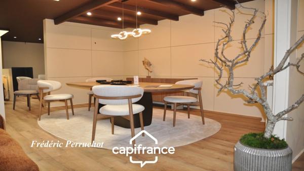 Auvergne – France. A vendre murs commerciaux emplacement 1 Bis - Local 485 m2- Centre-ville d’une métropole dynamique.