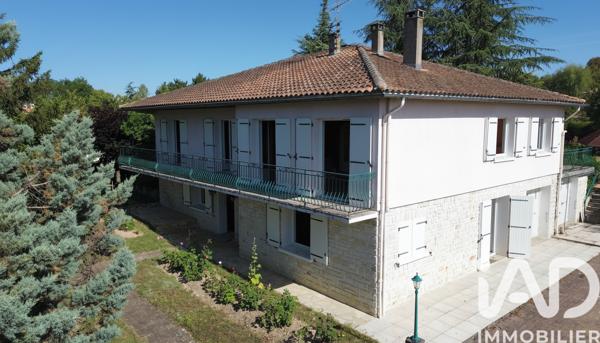 Maison à vendre 8 pièces 241 m² Mornac