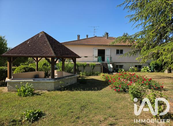 Maison à vendre 8 pièces 241 m² Mornac