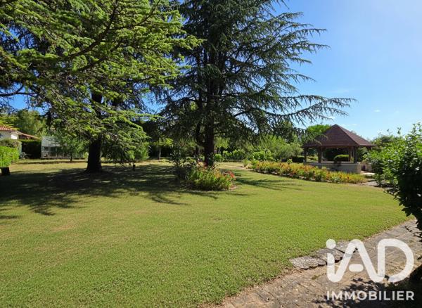 Maison à vendre 8 pièces 241 m² Mornac