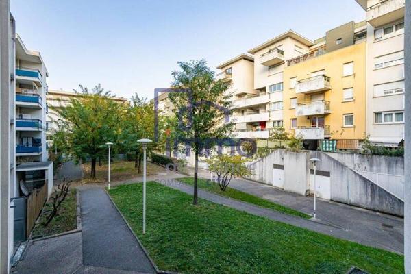 Appartement 3 pièces                                        - 38130 Échirolles Réf : 21445-IMMODEFRANCE69
