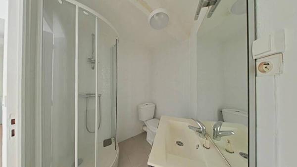 Appartement 2 pièces                                        - 42000 Saint-Étienne Réf : 9969
