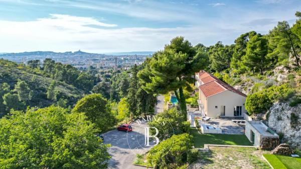 Marseille 9ème, Maison 6 Chambres -  260 m² à vendre