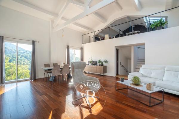 Marseille 9ème, Maison 6 Chambres -  260 m² à vendre