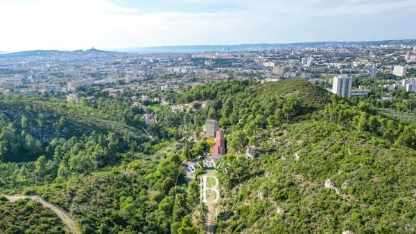 Marseille 9ème, Maison 6 Chambres -  260 m² à vendre