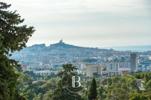 Marseille 9ème, Maison 6 Chambres -  260 m² à vendre