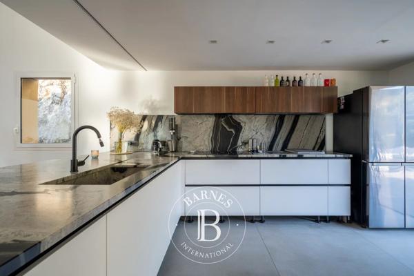 Marseille 9ème, Maison 6 Chambres -  260 m² à vendre