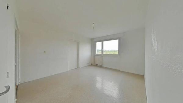 Appartement 2 pièces                                        - 42000 Saint-Étienne Réf : 12605