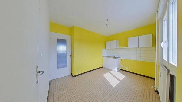 Appartement 2 pièces                                        - 42000 Saint-Étienne Réf : 12605