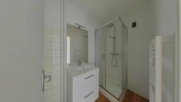 Appartement 2 pièces                                        - 42000 Saint-Étienne Réf : 12605