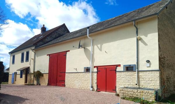 Belle maison entièrement rénovée et petite maison à rénover