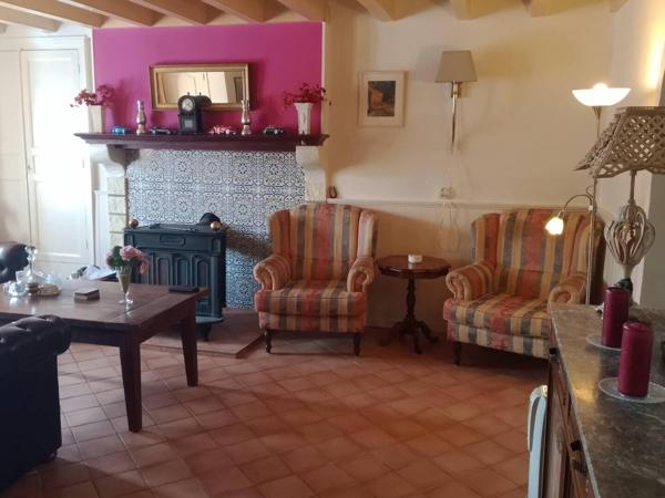 Belle maison entièrement rénovée et petite maison à rénover