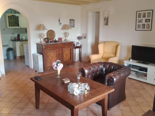 Belle maison entièrement rénovée et petite maison à rénover