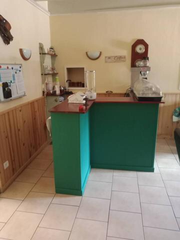 Belle maison entièrement rénovée et petite maison à rénover