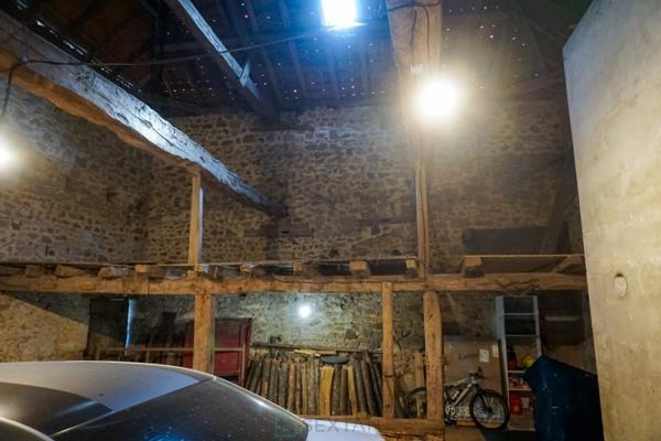 Elégant ensemble immobilier au coeur du parc naturel du Périgord vert.