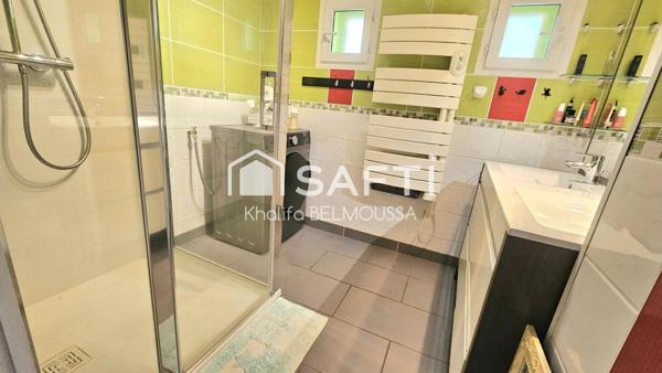 Maison rénovée avec piscine à Brison-Saint-Innocent