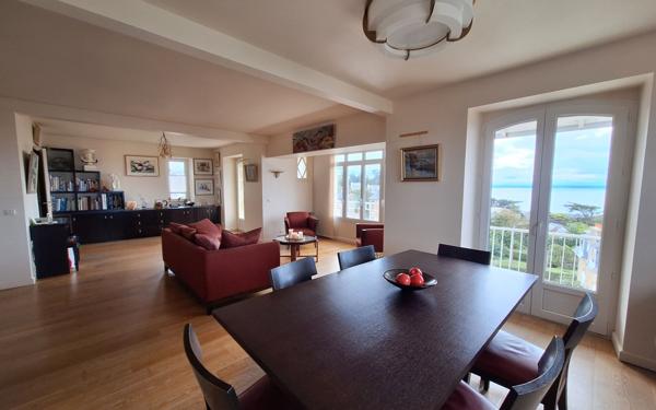 Appartement à vendre    4 pièces • 130 m2 Trébeurden