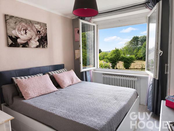 Maison familiale 3 chambres avec sous-sol total - terrain de 1 851 m²
