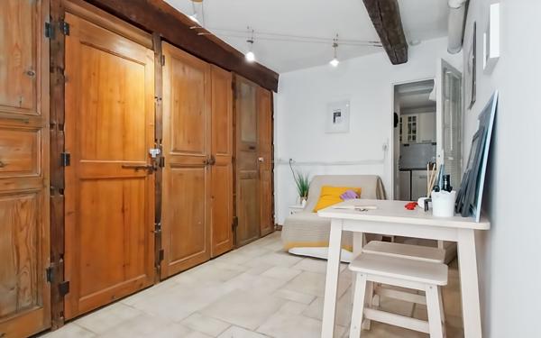 Maison à vendre    3 pièces •  Pomérols