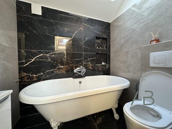 Maison mitoyenne 2 côtés Lille 130 m²