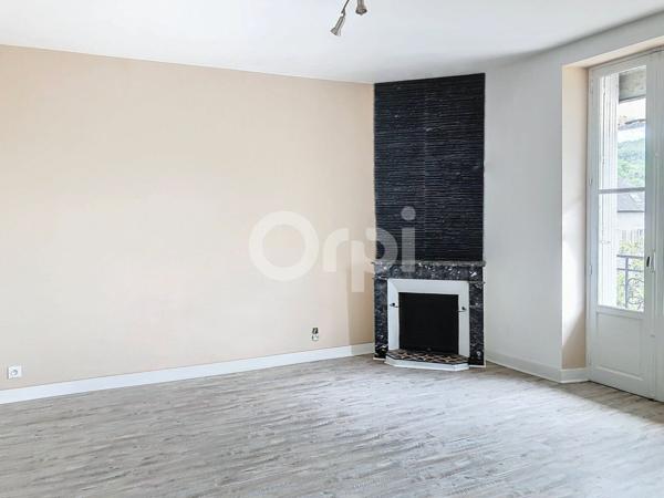 Appartement à louer    1 pièce •  Terrasson-Lavilledieu