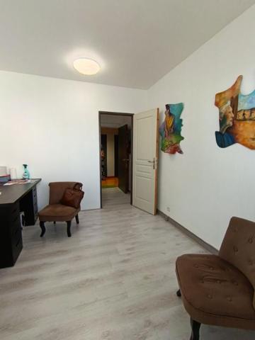 EXCLUSIVITE TOURS Rabelais - Local professionnel / bureau de 17,40 m²
