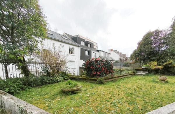 St Pasquier, spacieux T6 avec jardin privatif de 150 m²