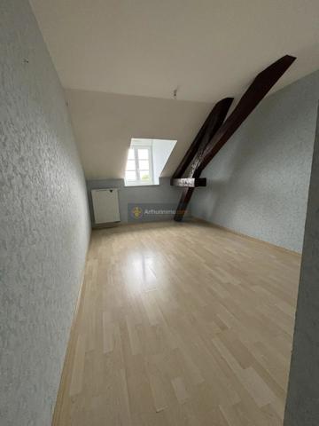 Location                                                      Appartement
                        
                     3 pièces                      62 m2                     à Culmont