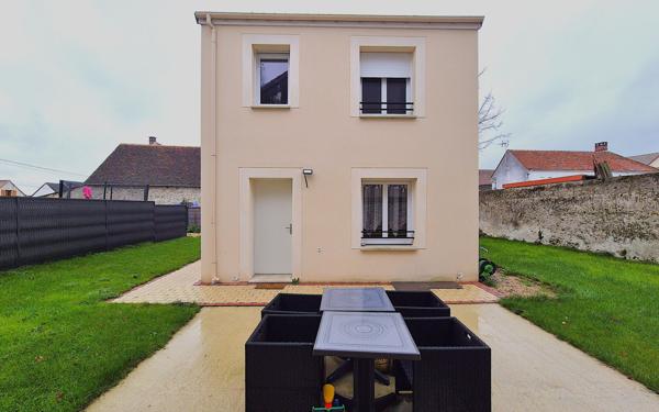 Maison à vendre    4 pièces • 80 m2 Mortcerf