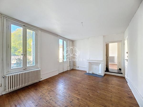 Immeuble de rapport avec fort potentiel locatif