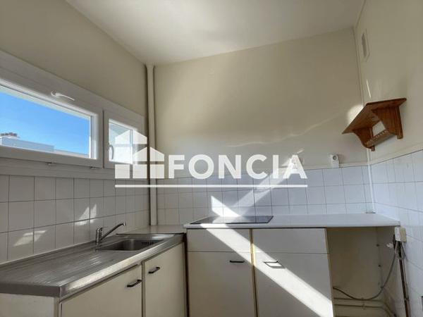 Location Appartement 3 pièces 53.6 m² - PETITES ROCHES Dijon 21000