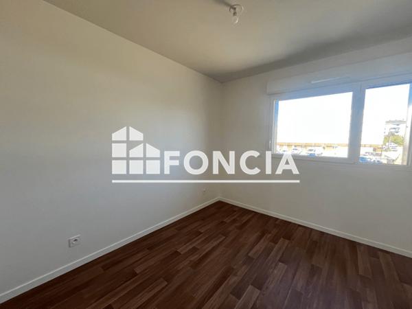 Location Appartement 4 pièces 84.46 m² - Laval 53000