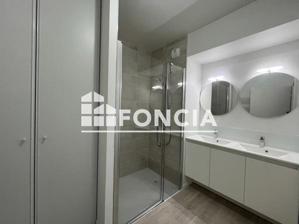 Location Appartement 4 pièces 84.46 m² - Laval 53000