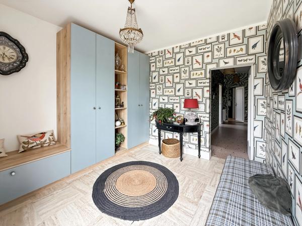 Dept de la Vienne (86) Maison de caractère à vendre type 8 pièces CHATELLERAULT (86)