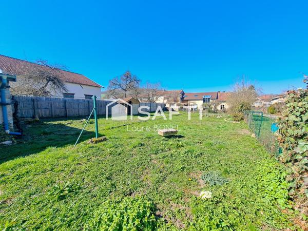 Maison de ville rénovée avec dépendances