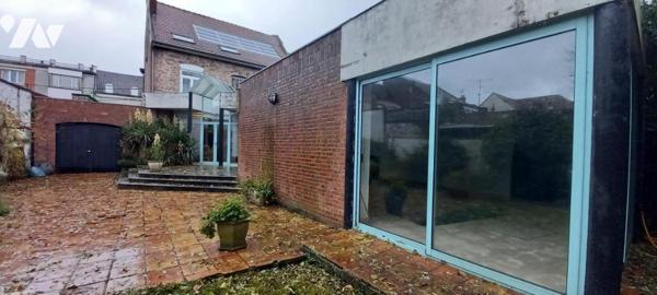 Demeure de caractère en centre-ville d'Hénin-Beaumont 