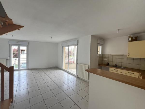 LOCATION T4 DUPLEX OLEMPS SANS FRAIS D' AGENCE