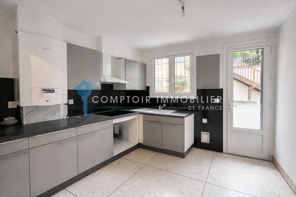 Appartement
                                                                                                                                                                                                                                                                                                                        4 pièce(s)                                                                                                                                                                                                          3 chambre(s)                                                                                                                                                                                                          76  m²