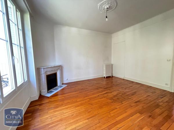 Appartement à louer 4 pièces 97.7m²