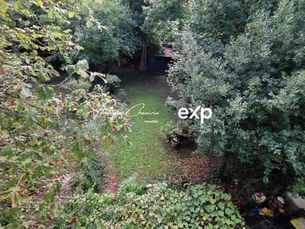 Oullins centre – Grande maison familiale avec jardin 632 m² – Métro à pied