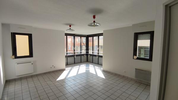 TYPE 1 BELLEGARDE SUR VALSERINE - 1 pièce(s) - 35.27 m2