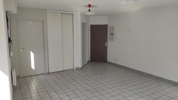 TYPE 1 BELLEGARDE SUR VALSERINE - 1 pièce(s) - 35.27 m2