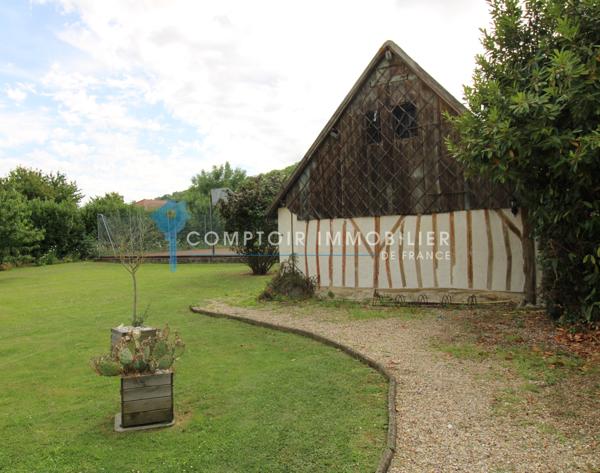 Propriete
                                                                                                                                                                                                                                                                                                                        6 pièce(s)                                                                                                                                                                                                          5 chambre(s)                                                                                                                                                                                                          225  m²