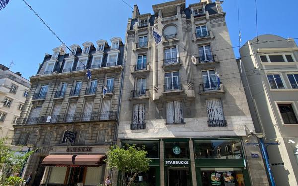 Appartement à vendre    3 pièces • 117,38 m2 Limoges